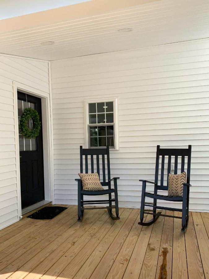 Newly Remodeled Stouchsburg Cottage Myerstown Exterior photo